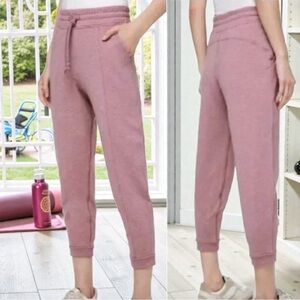 Lululemon Scuba High-Rise Joggers Dusty Pink Women’s Sz 6 Soft Fleece Athleisure